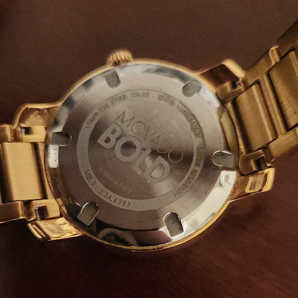Gold tone Movado BOLD Watch - Picture 2 of 5